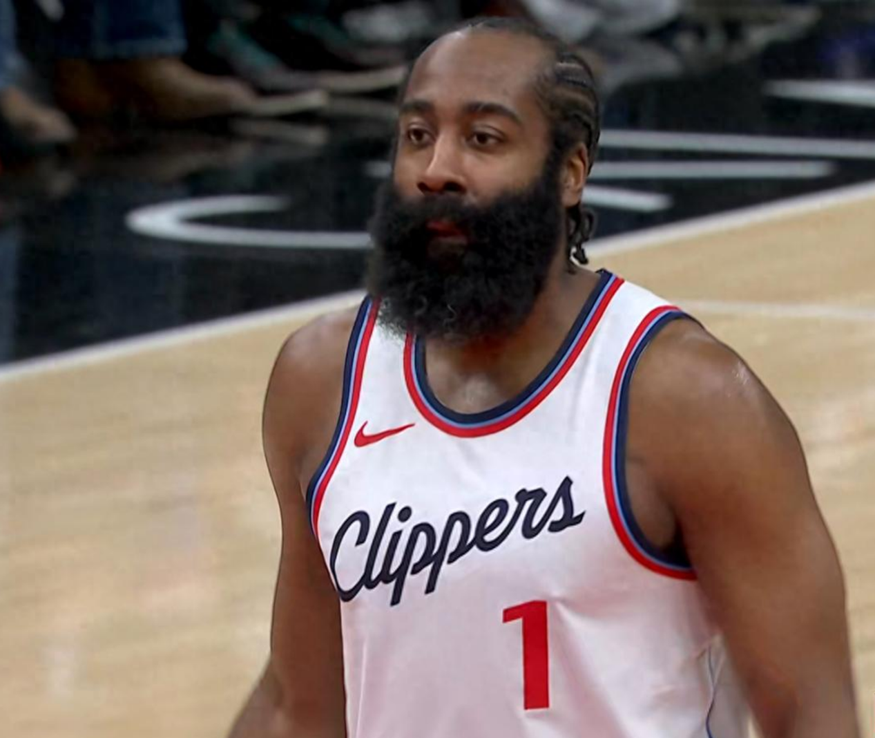 火箭擒公牛，哈登神奇绝杀狂砍42分