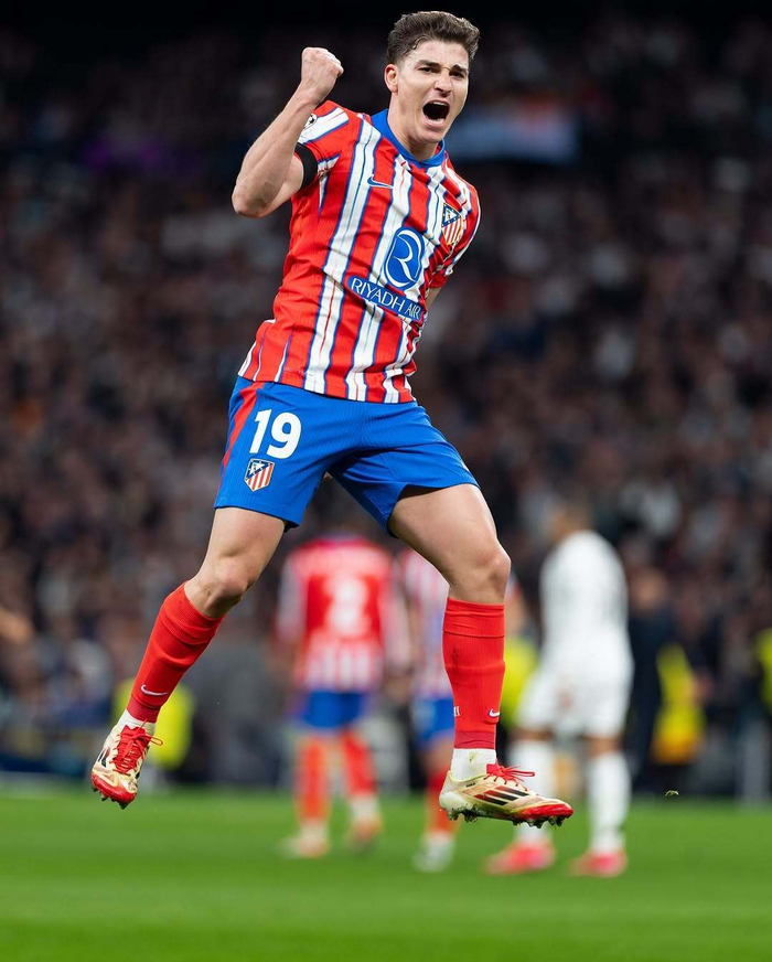 AC米兰鏖战皇马，阿尔瓦雷斯高光表现的简单介绍