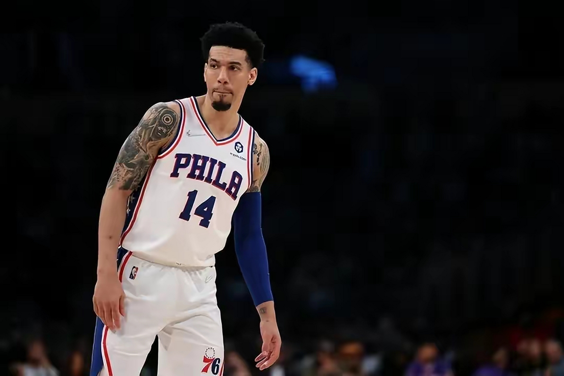 包含爵士碾压波兰男篮,丹尼·格林送出助攻的词条 包含爵士碾压波兰男篮,丹尼·格林送出助攻的词条